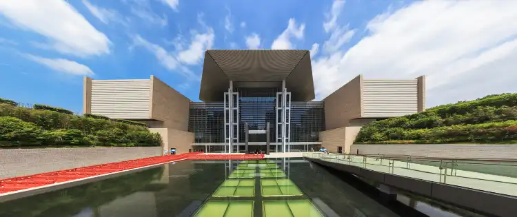 Hotels near Hunan Museum