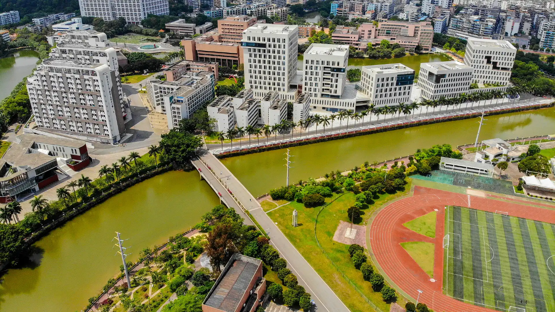 五邑大學附近的飯店