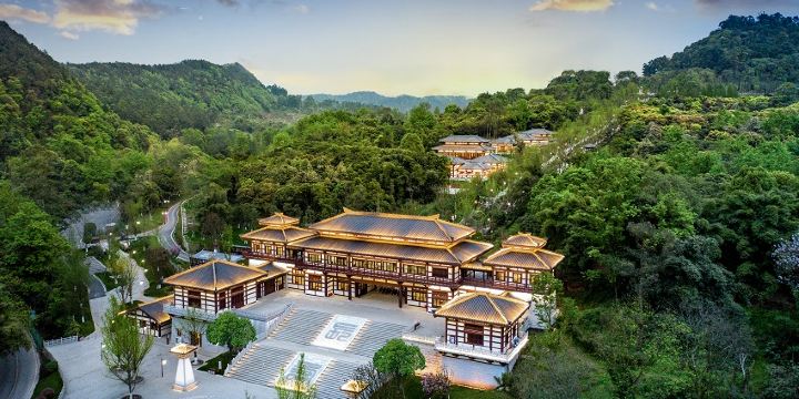 Peng Zu Shan Scenic Area