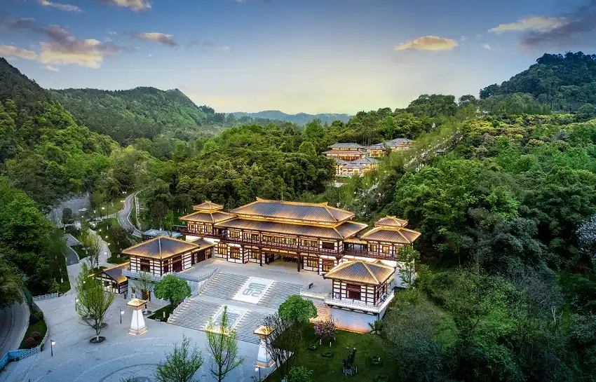鄰近彭祖山景區的酒店