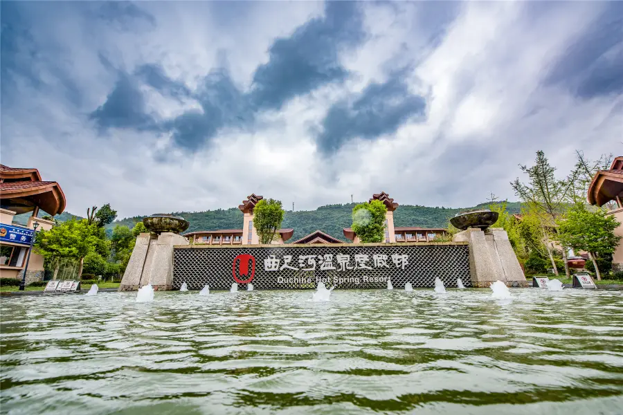 Quchi River Hot Spring Resort