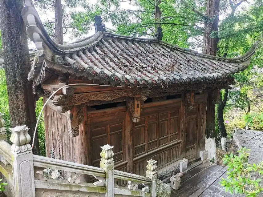 Hotel dekat Yanquan Scenic Area (Northeast Gate)