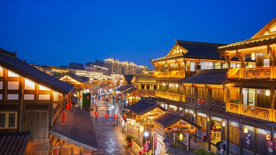 Changde River Street