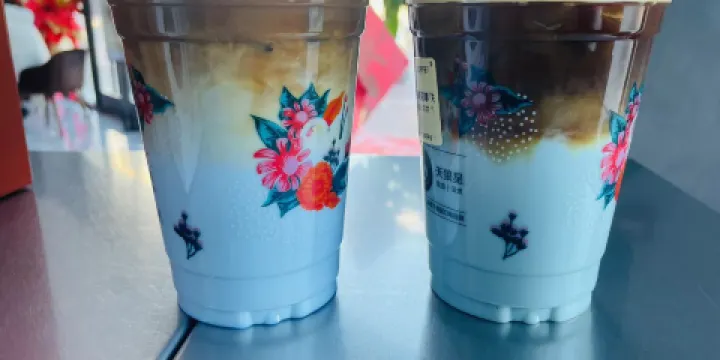 庫迪咖啡（多倫三中店）