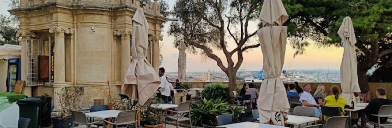 Upper Barrakka Kiosk