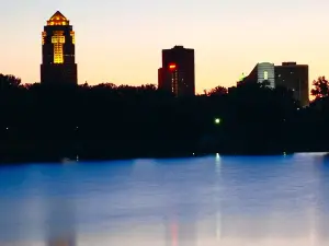 Gray's Lake Park