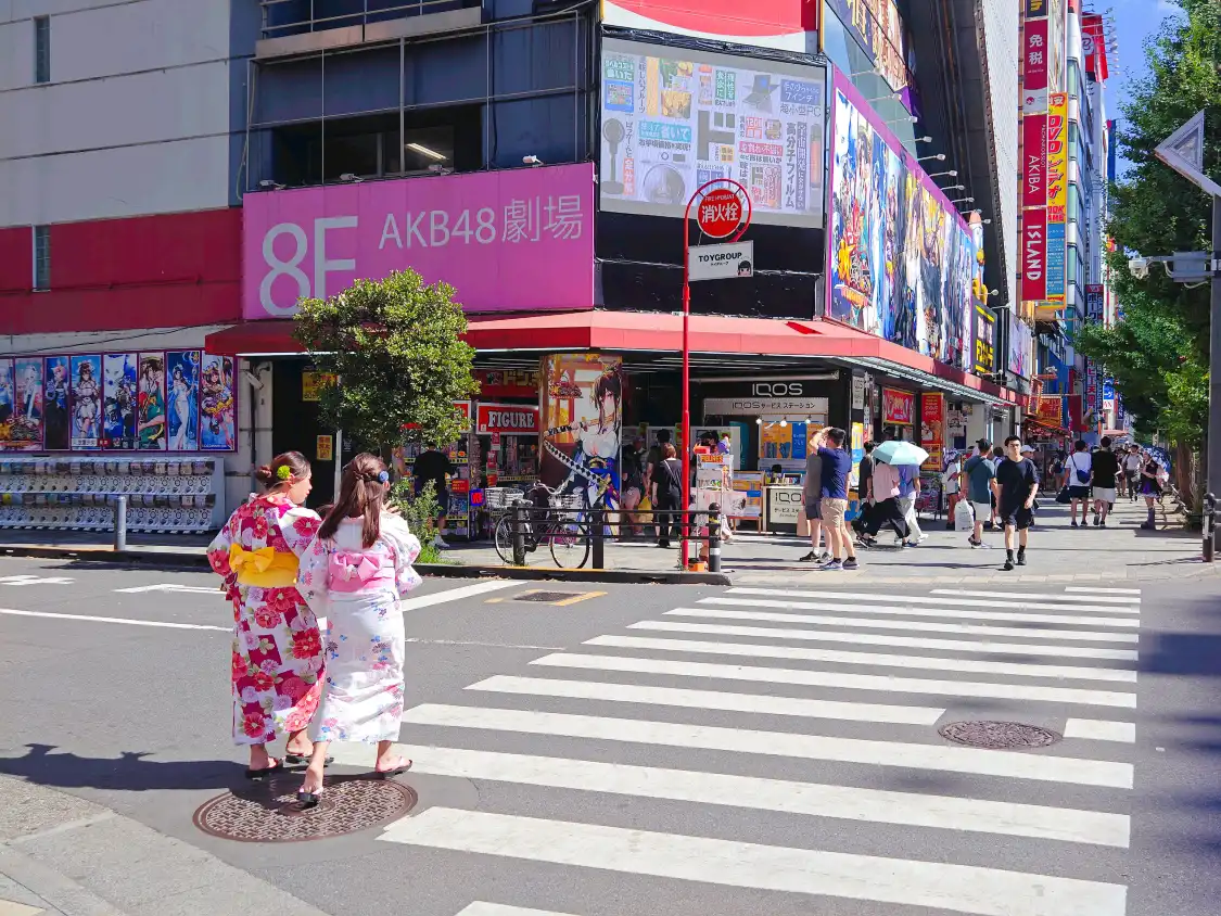 Hotel dekat AKB48 Theater