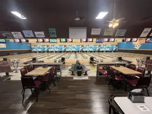 Plaza Lanes