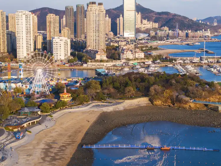 Hotels near Xinghai Park