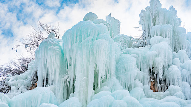 Icefall Sightseeing in Beijing