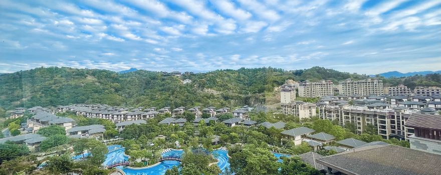 Luhu Hot Spring Hotel