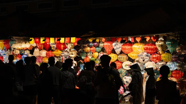 ตลาดกลางคืนฮอยอัน