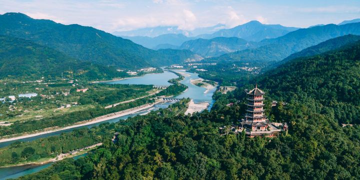 Dujiangyan Scenic Area