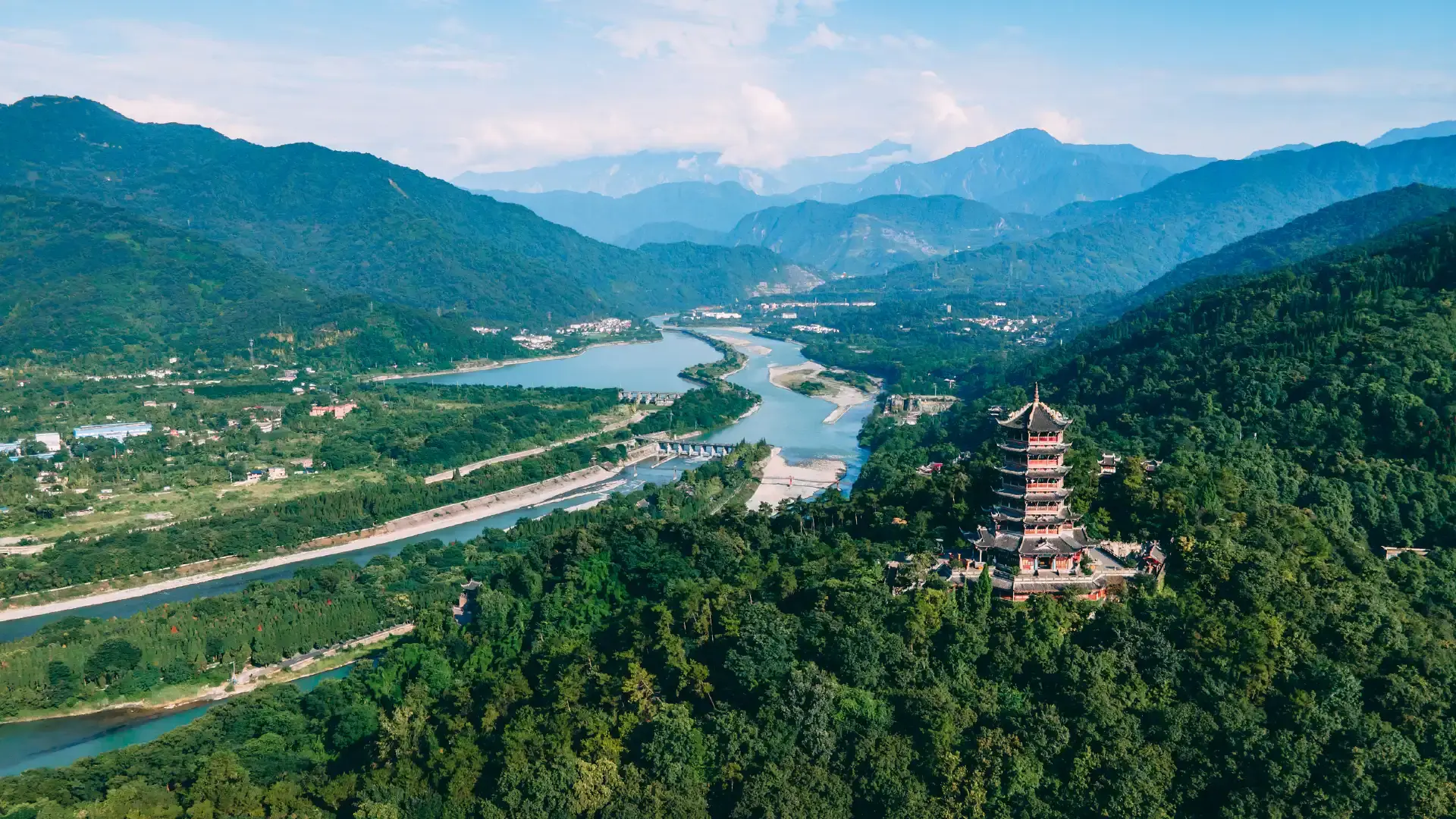 Hotel berhampiran Dujiangyan Scenic Area