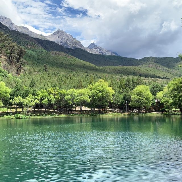 雲南麗江·玉柱擎天風景區