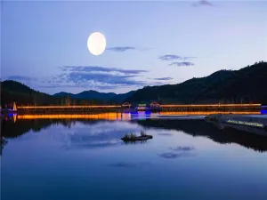 펑옌 산자이/봉암산채 관광휴양지
