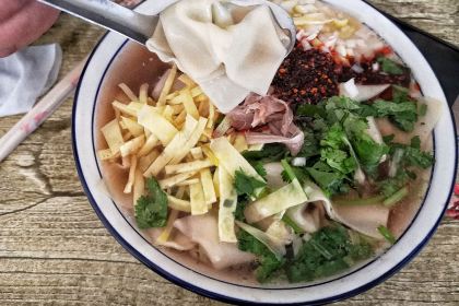 方宇餐饮(金宇·盛世年华店)