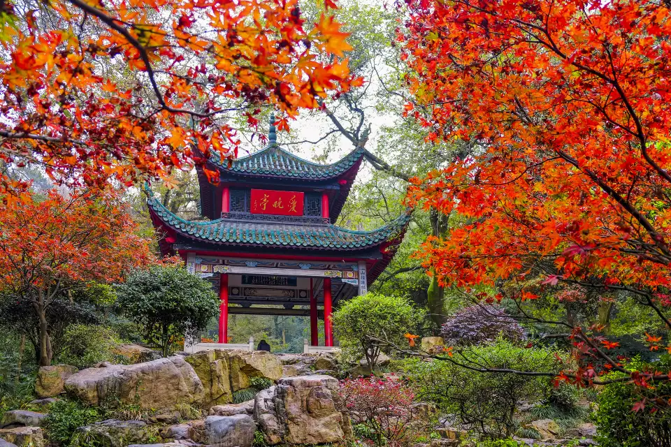 1_Mount Yuelu