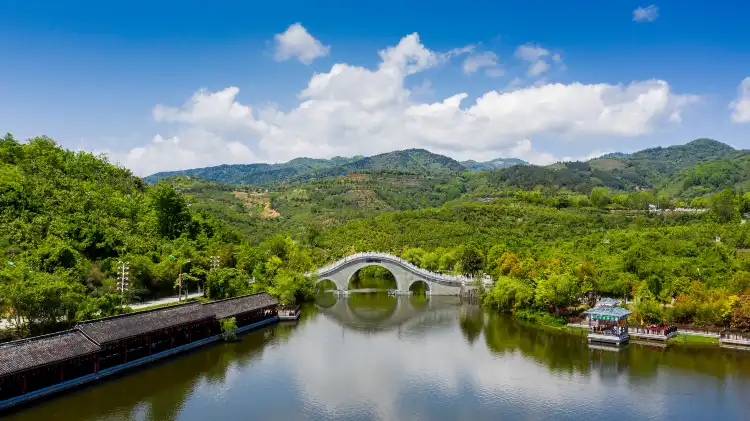 Hotels in Xixiang