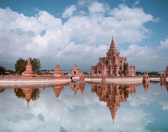 德宏 自由行套票