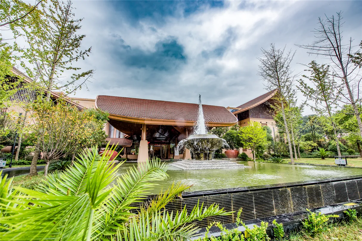 2_Quchi River Hot Spring Resort