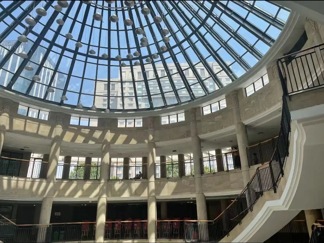 우한 도서관 주변 호텔