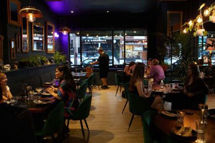 Vamos Cocina + Bar + Musica