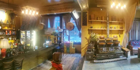 馬爾康小官寨民宿·太白樓餐酒吧