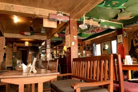 Everest Irish Pub