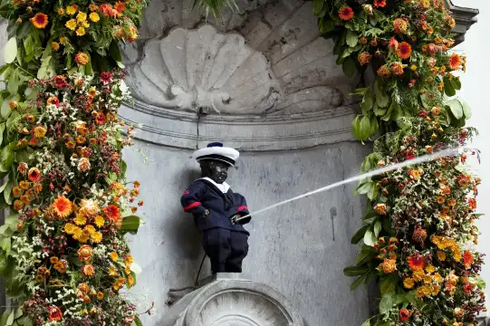 Hotels near Manneken Pis