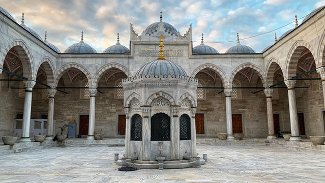 Yeni Mosque