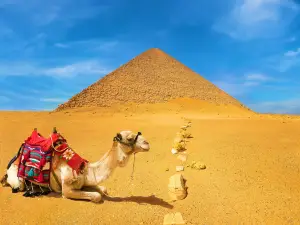 Rote Pyramide