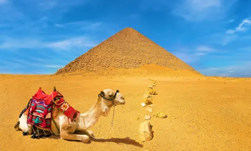 Rote Pyramide