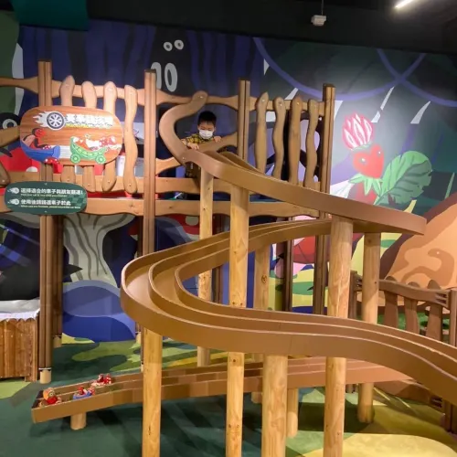 #親子好去處 #【 高質室內叢林親子遊樂場 】
