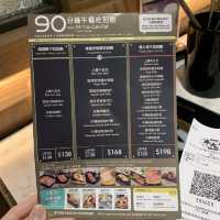 人氣爆登 任飲任食牛大人火鍋
