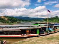 Slow boat trip to Huay Xai
