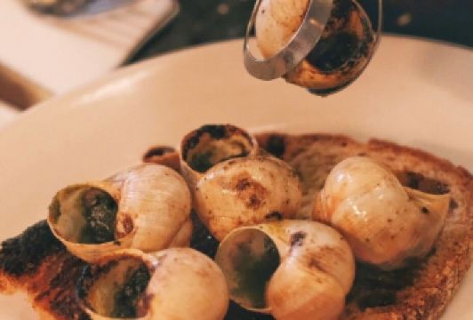 Les Antiquaires User Photo