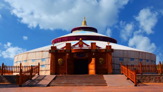 Tonghu Grassland Tourist Areas
