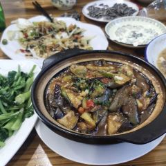 雪津啤酒·臻品牛肉菜馆 User Photo