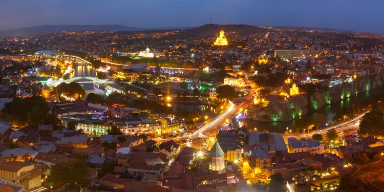 สะพานสันติภาพ ทบิลิซี โรงแรมใกล้เคียง