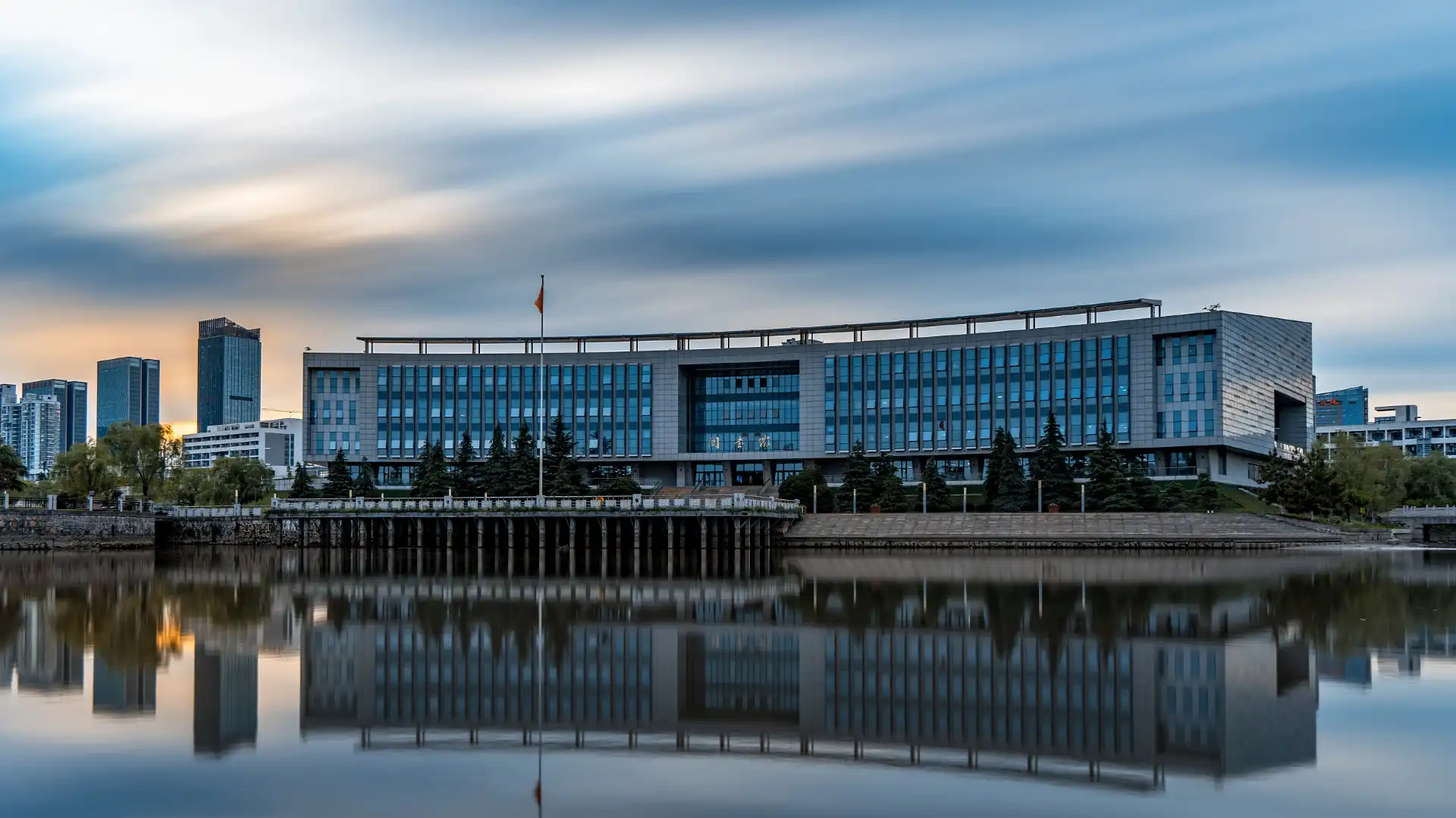 Hotels near Nantong University