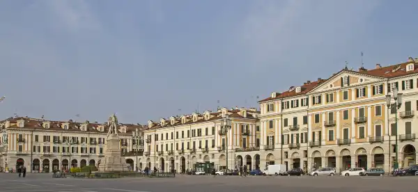 Hôtels à : Cóuni