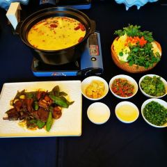 青城山春山外精品汤屋度假酒店·大堂吧 User Photo