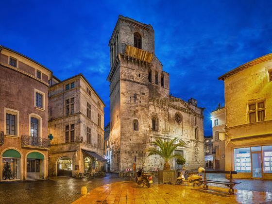 Nîmes Cathedral