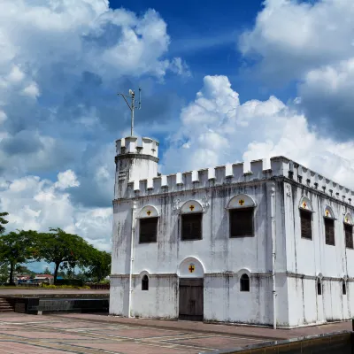 โรงแรมใกล้Masjid Darul Hasanah