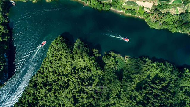 Laifengxianmaodong Sceneic Area