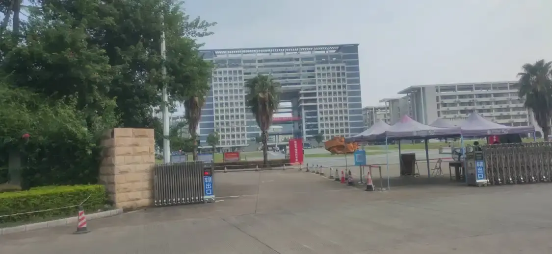 Hotels near Guangxi University of Science and Technology