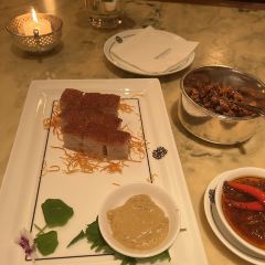 YI LONG COURT ảnh của người dùng