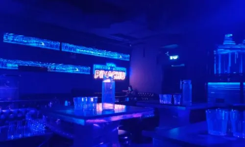Club QueenX