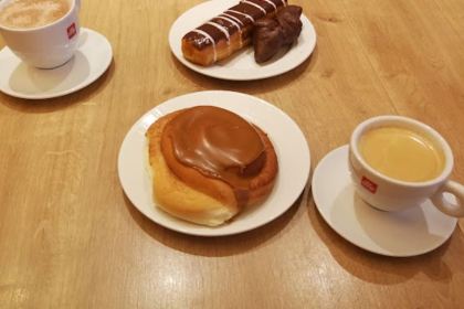 Kristjans Bakari Bakery and Cafe